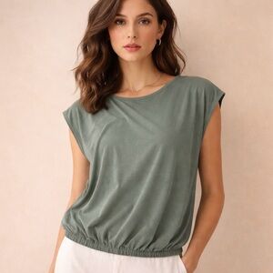 Green Envelope Sage Green Cap Sleeve Blouse Size Small